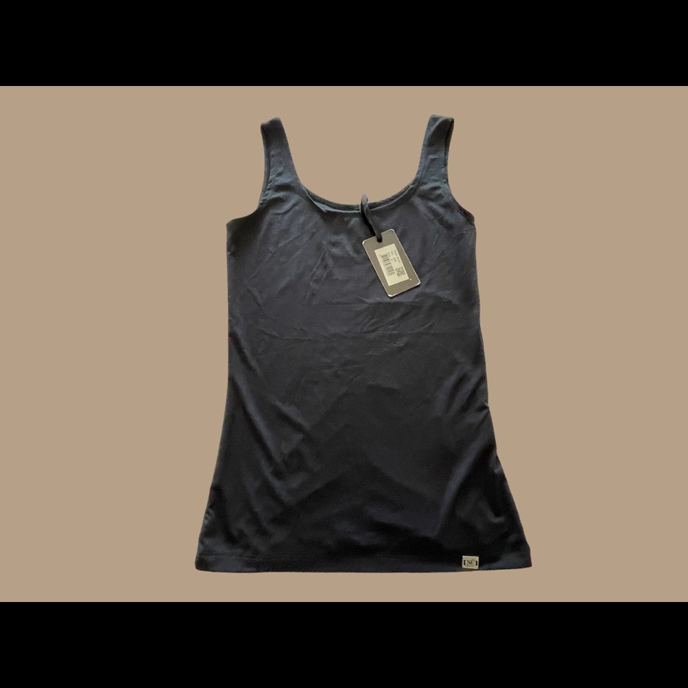 NWT NU Denmark Women’s Tank - black